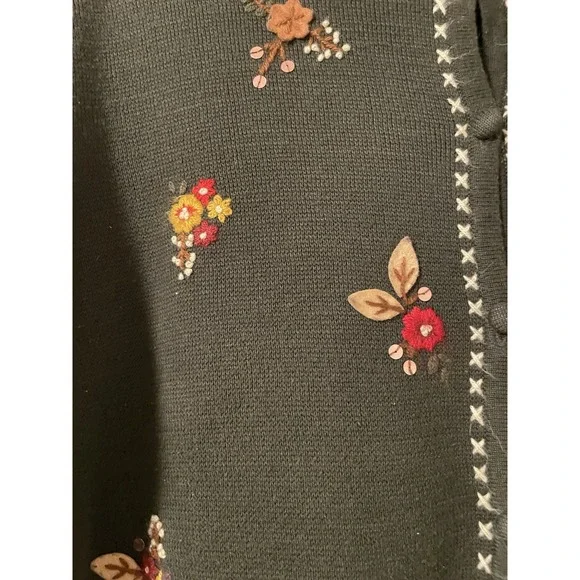 Dressbarn Fall Floral Embroidery Grandma Granny Teacher Sweater Green Size XL - Picture 2 of 10